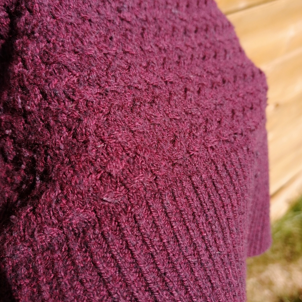 Sweater - Picture 4 of 5